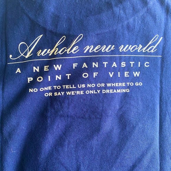 Aladdin & Jasmine Embroidered Disney T-Shirt RARE! - Picture 2 of 6